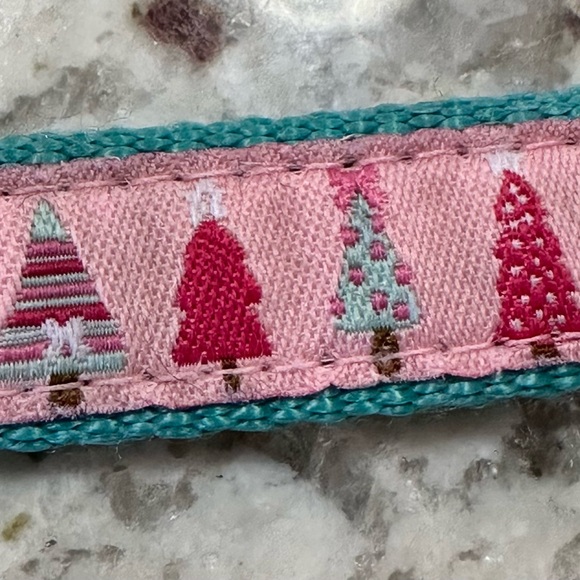 Used 1 month Christmas Tree Collar - Worthy Dog - Size Small. - Picture 5 of 6